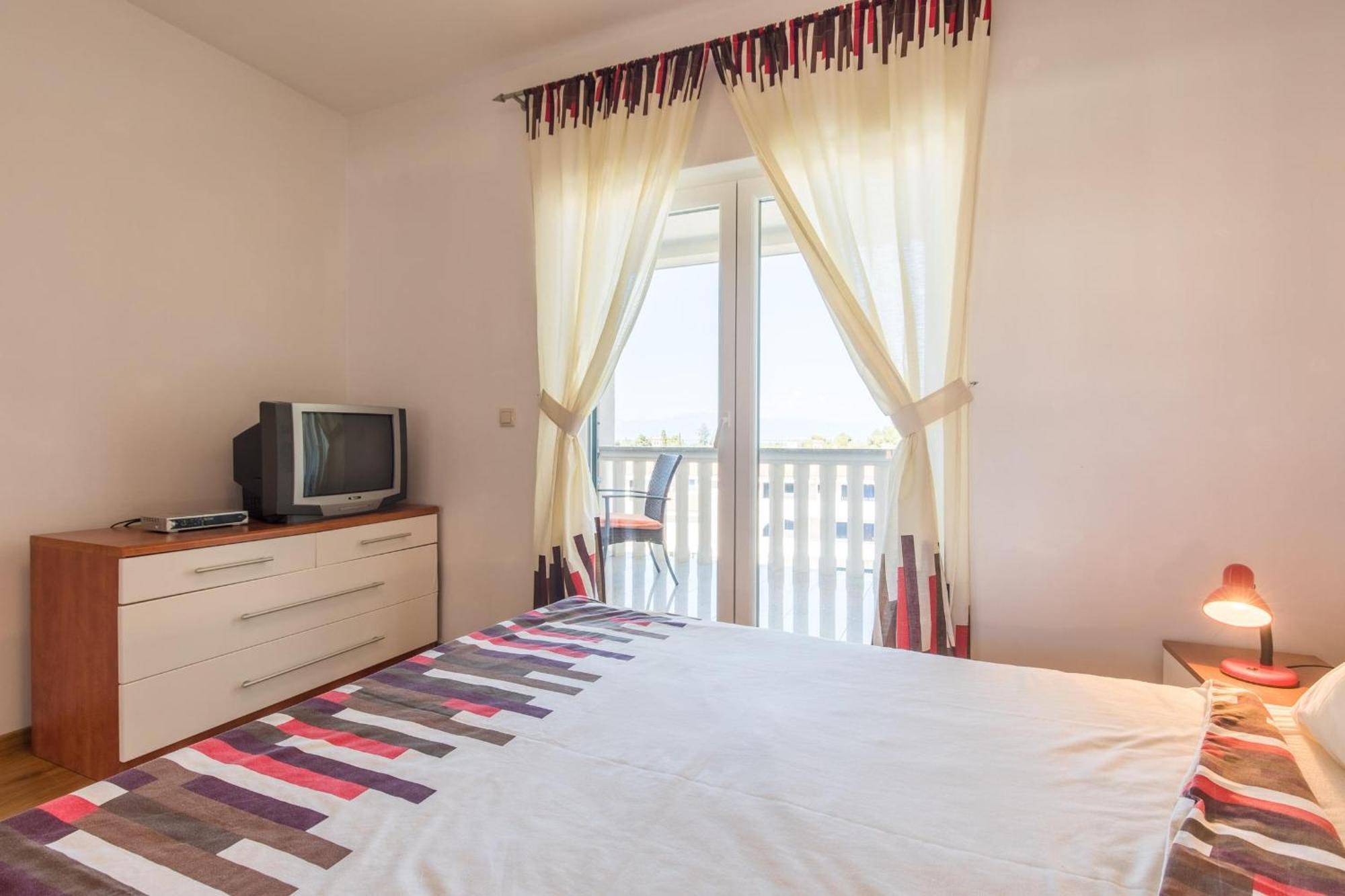 Holiday Home Ore Malinska Buitenkant foto