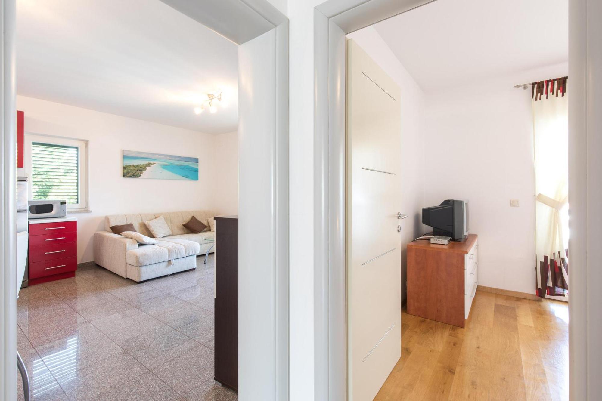 Holiday Home Ore Malinska Buitenkant foto